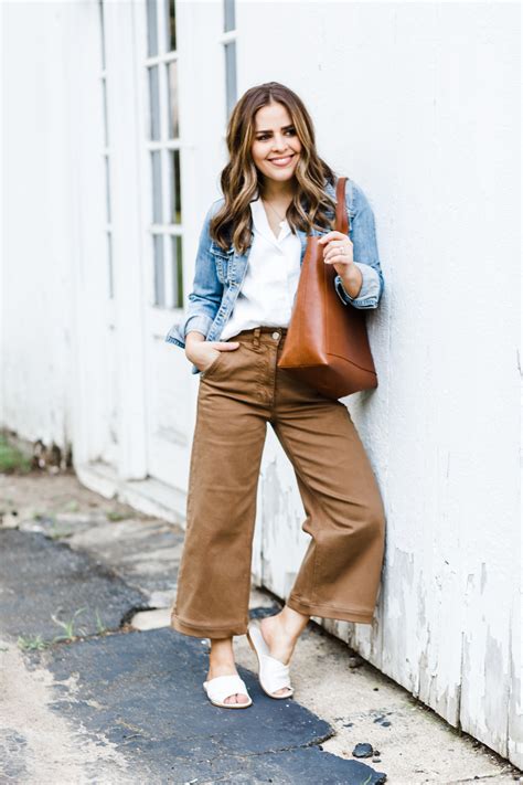 What Tops To Wear With Wide Leg Cropped Pants