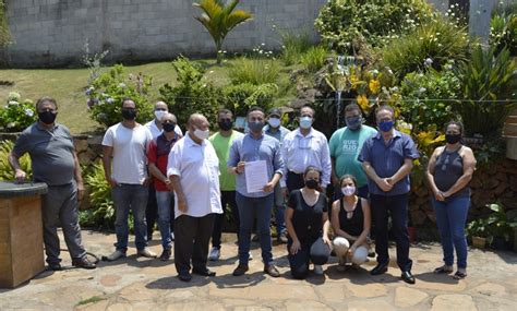 Ribeirão do Eixo Comunidade celebra criação de Monumento Natural para