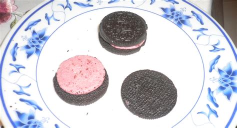 Oreo Naked Telegraph