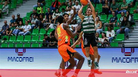 Sporting Triunfa Na Visita A Ovar Basquetebol Jornal Record