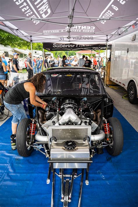 Street Outlaws Dominator Represents Drag Racing S Every Man