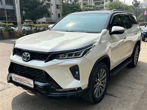 Toyota Fortuner Sigma 4x4 Legender 4 Wheels