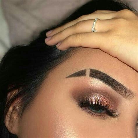 Pin By Danny Coria On Belleza Eyebrow Slits Eyebrow Cut Perfect