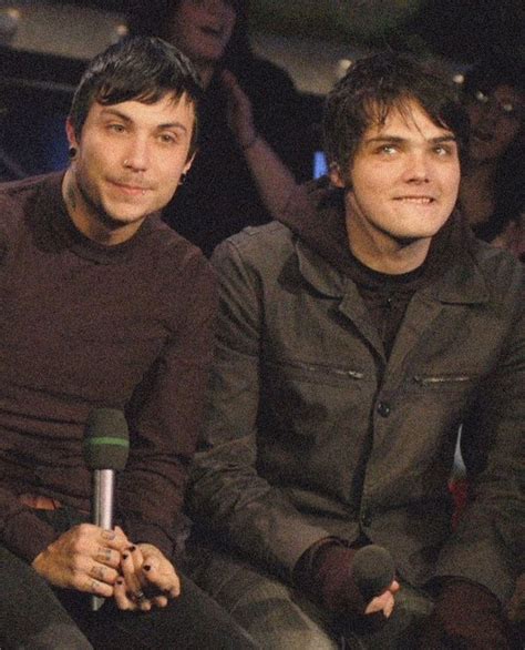 frank iero + gerard way | Gerard and frank, Frank iero, My chemical romance