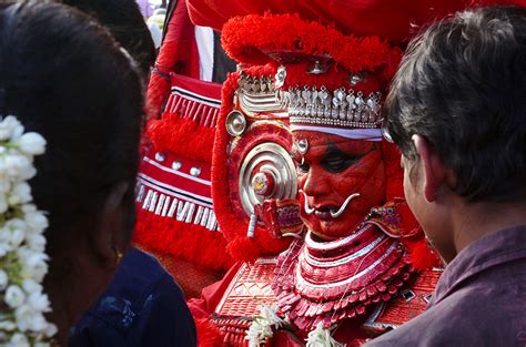 Admiring Chamundi καιρός Remembered