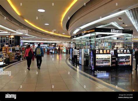 Indira Gandhi international airport duty free Stock Photo - Alamy