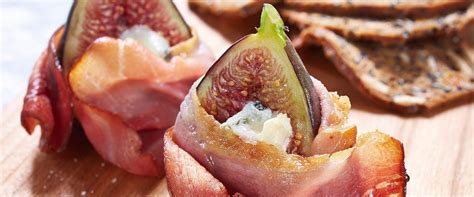 Hors Doeuvres De Figues Et Fromage Gorgonzola Enrob S De Speck