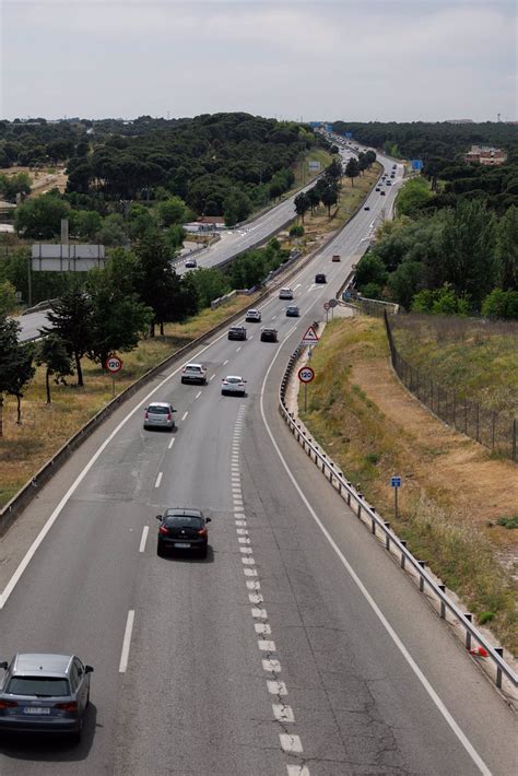 Tr Fico Lento En Madrid Y Barcelona Y Retenciones En Las Carreteras Por