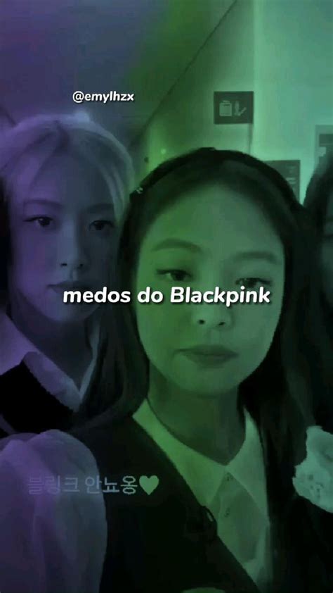 Pin de 𝐆𝐚𝐛 em Pins criados por você Blackpink Câmera de tirar foto