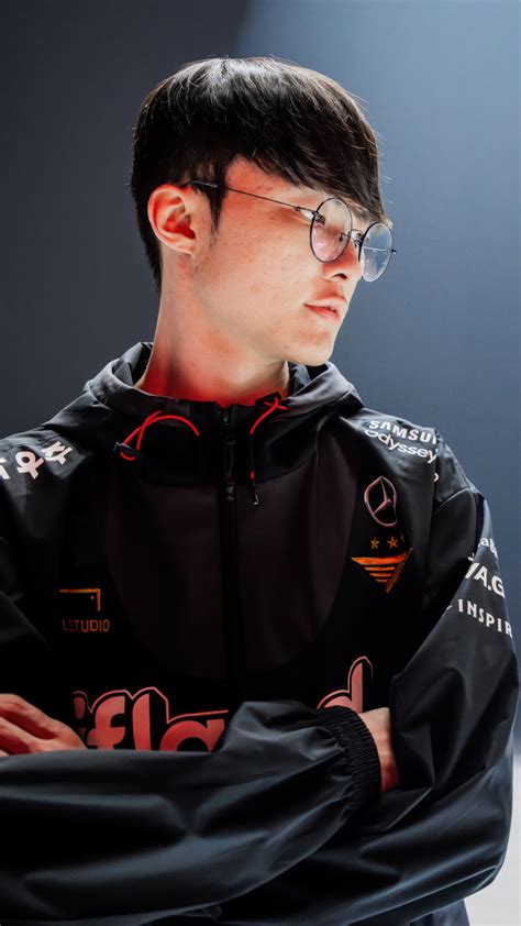 Faker T1 LoL Worlds 2023 4K 401n Wallpaper IPhone Phone