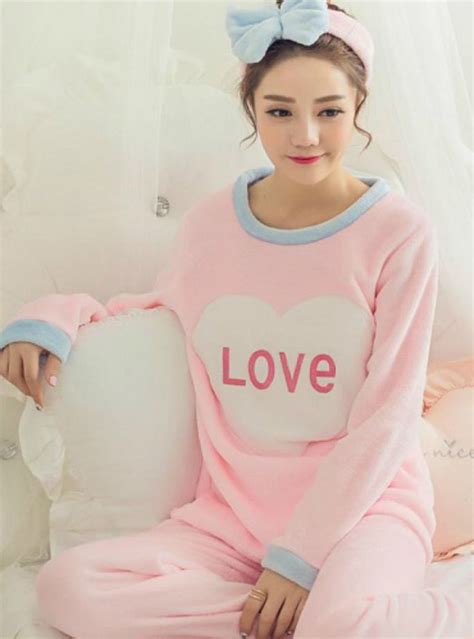 Gender Womenitem Type Pajamasmaterial Acrylic Polyestersleeve Length Cm