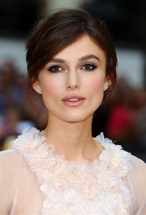 Keira Knightley Lover Of Messy Hair And A Smoky Eye Is A Master Of