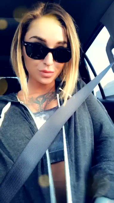 TW Pornstars Kleio Valentien Videos From Twitter Page 25