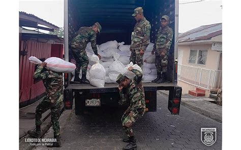 Ejército De Nicaragua Realizó El Descargue De 839 Paquetes Alimenticios