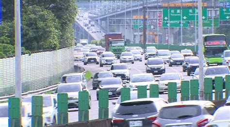 收假日北返車潮中午湧現！ 高公局估「這路段」塞到晚上