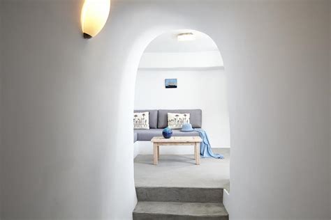 Liakada Oia Suites Santorini Vacanzegreche Il Tuo Portale Per La Grecia