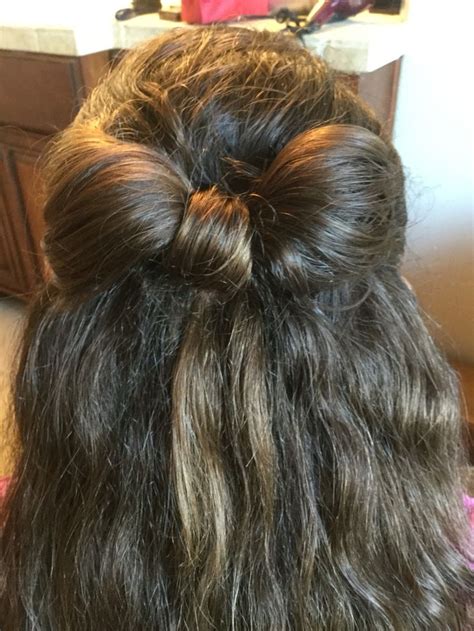 Half up and half down bow hairstyle! Super easy and fun! … | Bow ...