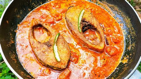 Hilsa Fish Curry Sorse Ilish Famous Bengali Fish Curry Youtube