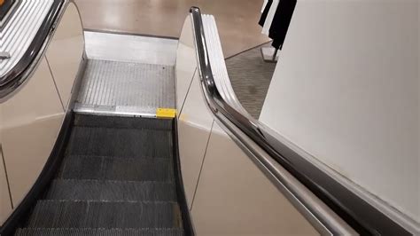 Epic Fail Montgomery Escalators At Jcpenney Southlake Mall In