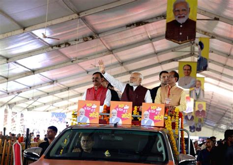 Bina PM Narendra Modi During The Foundation Laying Stone Ceremony Of