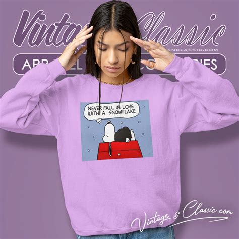 Snoopy Never Fall In Love With A Snowflake Shirt - Vintagenclassic Tee