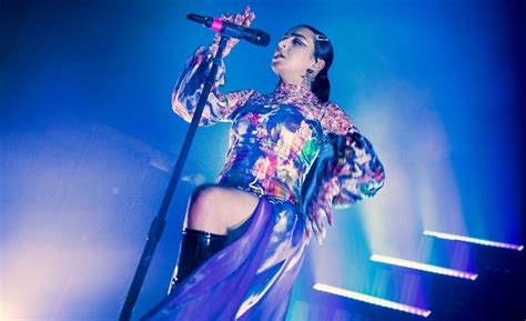 Charli Xcx Sexy On Stage Hot Celebs Home