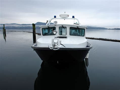 31' Cuddy Cabin Aluminum Boat by Silver Streak Boats