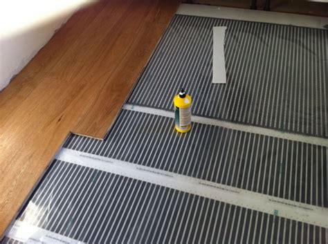 Теплый пол под паркетную доску