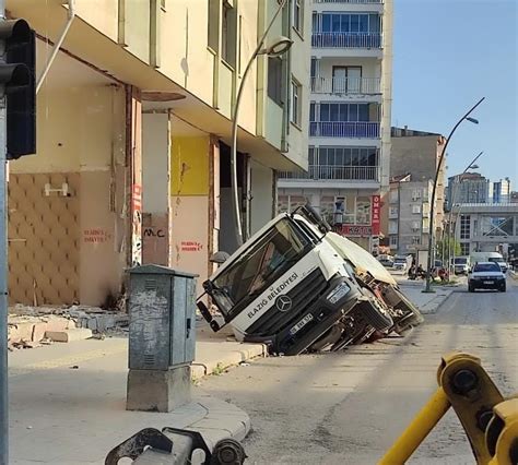 Haberin Olsun Elazığ on Twitter Elazığda İstasyon Caddesi nde ağır