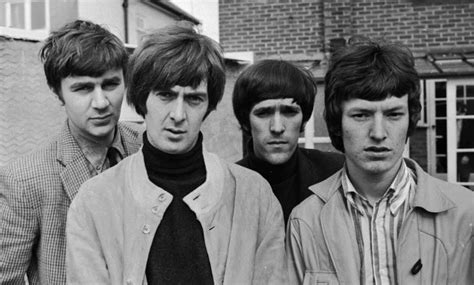 10 Best The Spencer Davis Group Songs of All Time - Singersroom.com