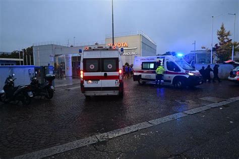 Esplosione Bologna Chi Sono Le Vittime Toyota Chiude Stabilimento