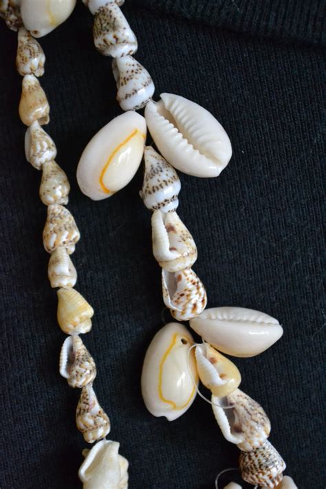 Vintage Long Cowry Sea Shell Necklaces Hawaiian Leis Seashell Etsy