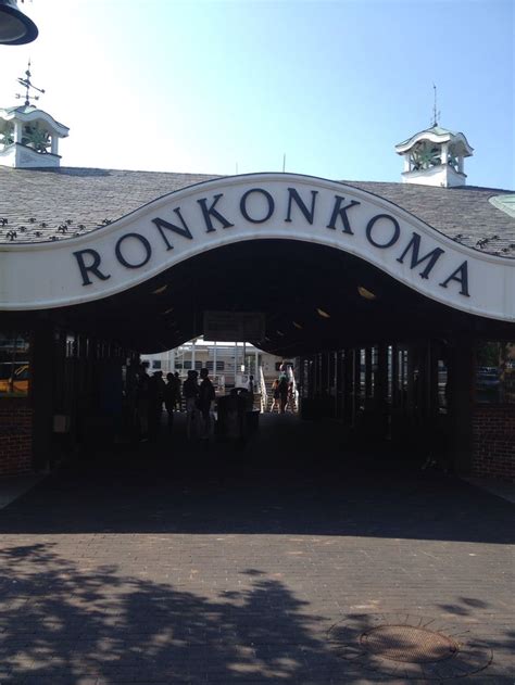 Ronkonkoma, NY train station | New york travel, Ronkonkoma, Trip