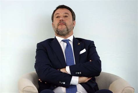 Ucraina Salvini Macron Instabile Criminale Parlare Di Guerra