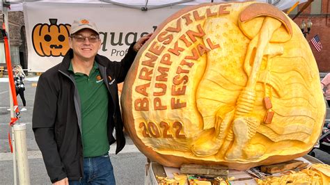 Gus “squashcarver” Smithhisler Turns Giant Pumpkins Into Works Of Art