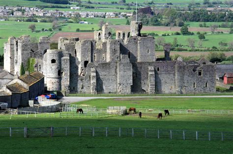 Middleham Castle