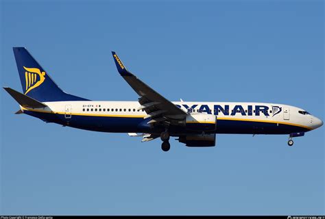 EI EFK Ryanair Boeing 737 8AS WL Photo By Francesco Della Santa ID