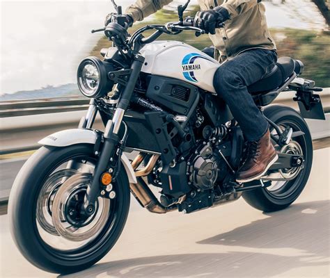 Yamaha XSR 700 2022 Fiche Moto Motoplanete