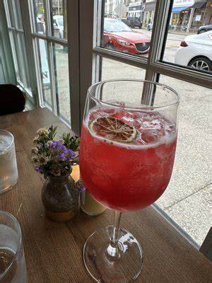 LOPEZ 44 - Updated July 2025 - 24 Photos & 34 Reviews - 44 N Main St