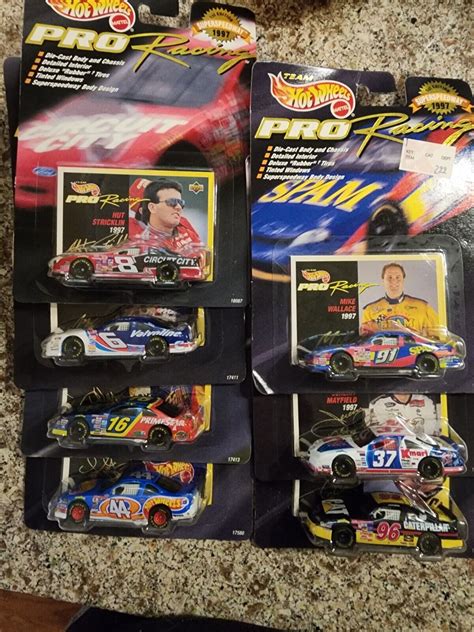 HOT WHEELS 1ST EDITION SHORT TRACK CREW SUPER SW PRO RACING V 1997