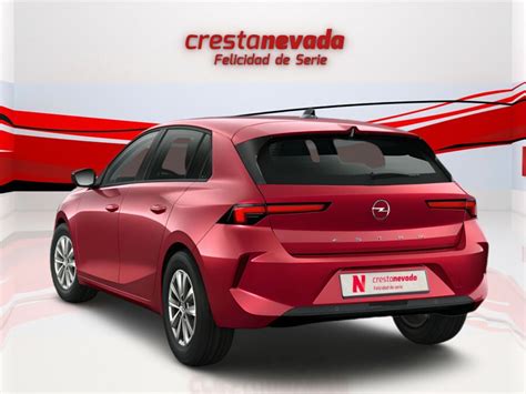 Opel Astra con 1 kilómetros de 2023 de segunda mano en Granada