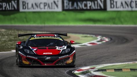 Blancpain Endurance Art Grand Prix Mclaren Takes First Win Of The