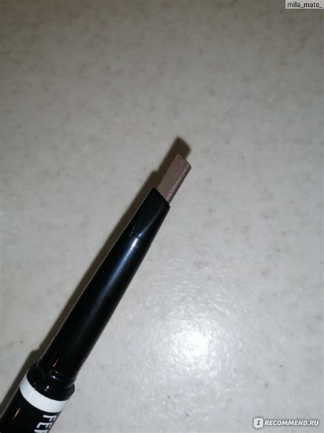Механический карандаш для бровей Fennel BROW PENCIL CRAYON MICRO POUR ...