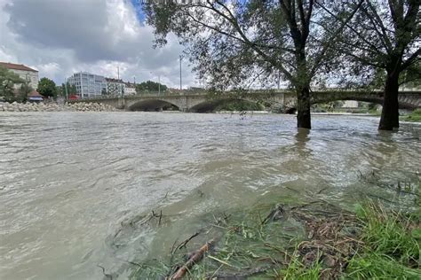 Entwarnung Zum Isar Hochwasser In M Nchen Muenchen De