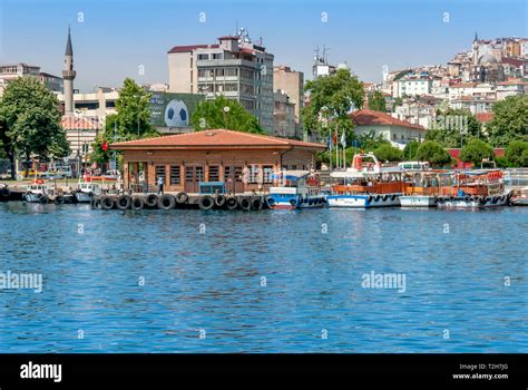 Kasimpasa istanbul hi-res stock photography and images - Alamy