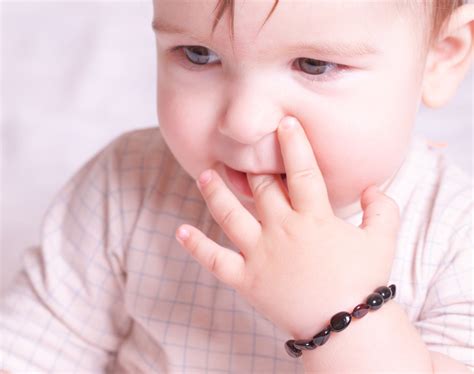 Understanding Teething Symptoms in Babies: What Parents Should Know ...