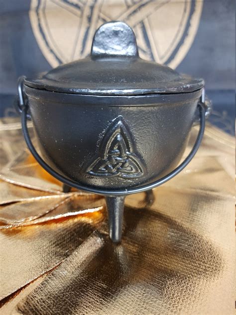 Triquetra Cast Iron Witch S Cauldron For Wicca Rituals Etsy