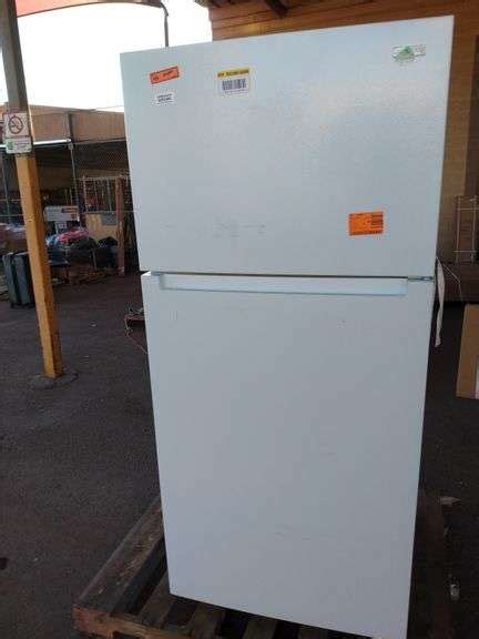 Vissani Standing Fridge White Light Scratches Sierra Auction