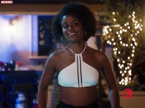 Nackte Denée Benton In Unreal