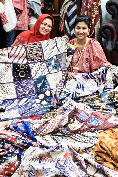 Mengingat Pelangi Batik Sunda